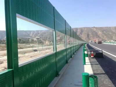 透明聲屏障專用PC板的光學性能